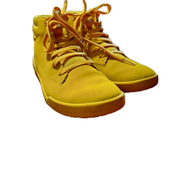 Caterpillar Shoes - Caterpillar Canary Yellow Gym Shoes High Tops 6.5/8.5 👠👟